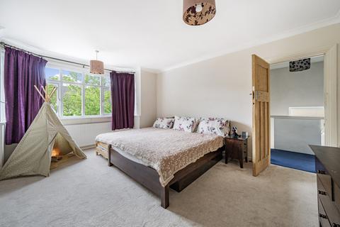 3 bedroom detached house for sale, Wales Avenue, Carshalton