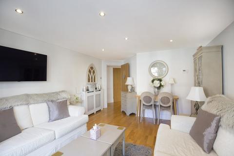 2 bedroom apartment for sale, Wadbrook Street, Kingston Upon Thames KT1