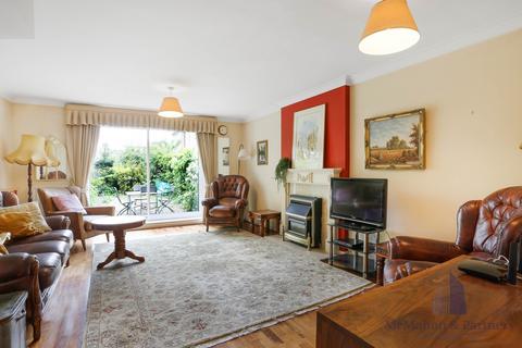 138 Bethwin Road, London, SE5 0YY