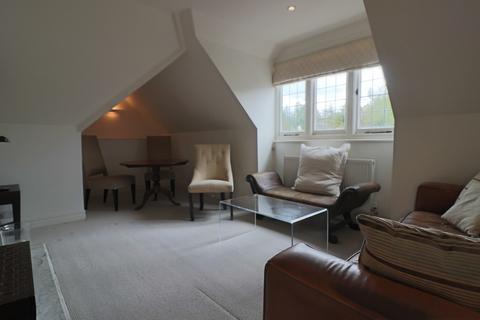 2 bedroom apartment to rent, Blatchington Road, TUNBRIDGE WELLS