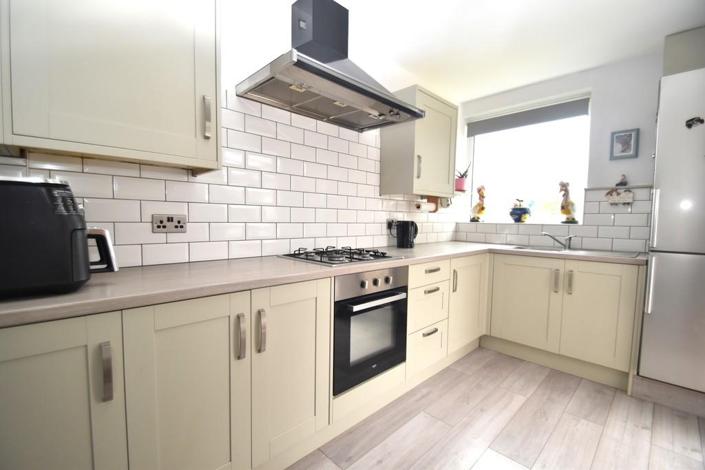 Fitted kitchen