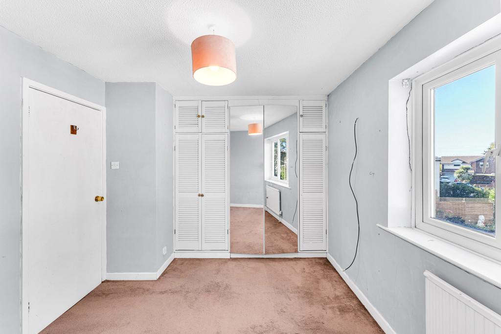 6 Pine Crescent HDR-12
