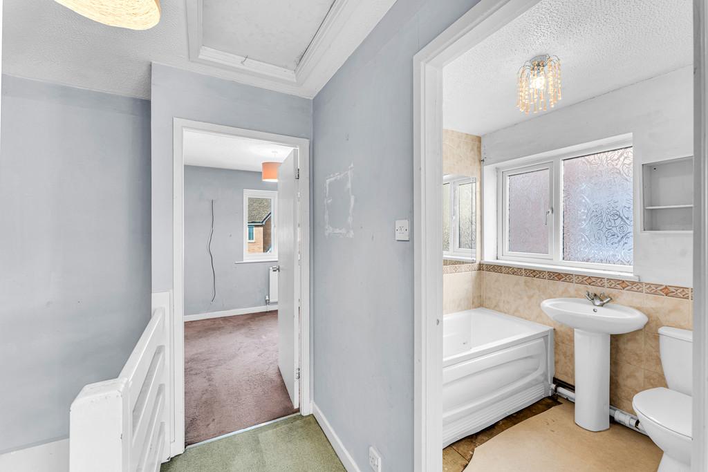 6 Pine Crescent HDR-8