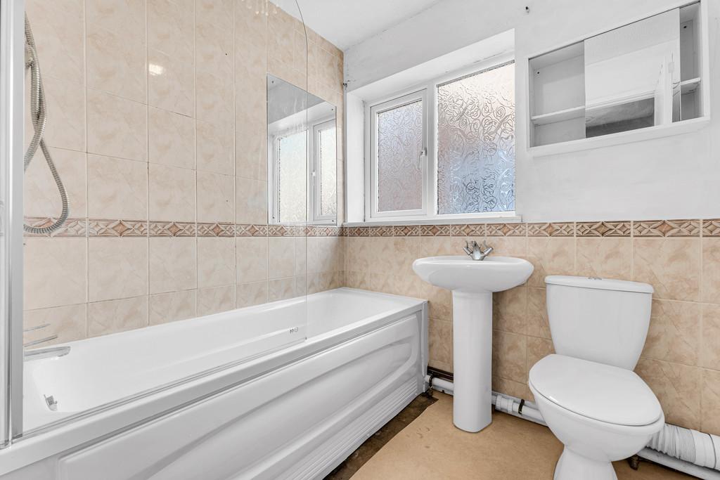 6 Pine Crescent HDR-14