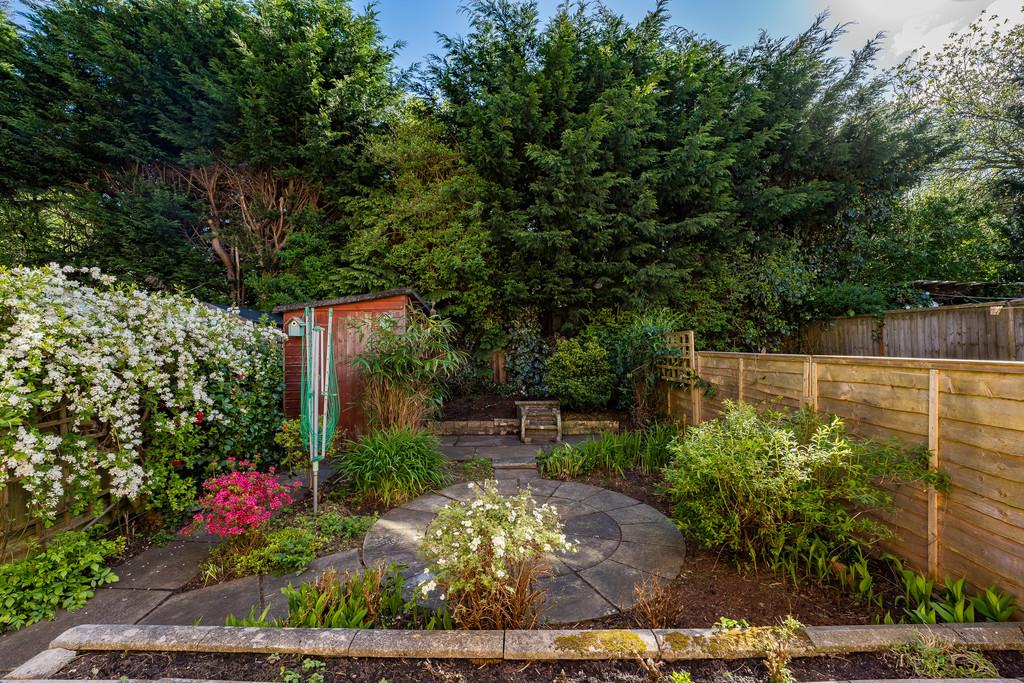 6 Pine Crest, Aughton, L39 5 HX-4