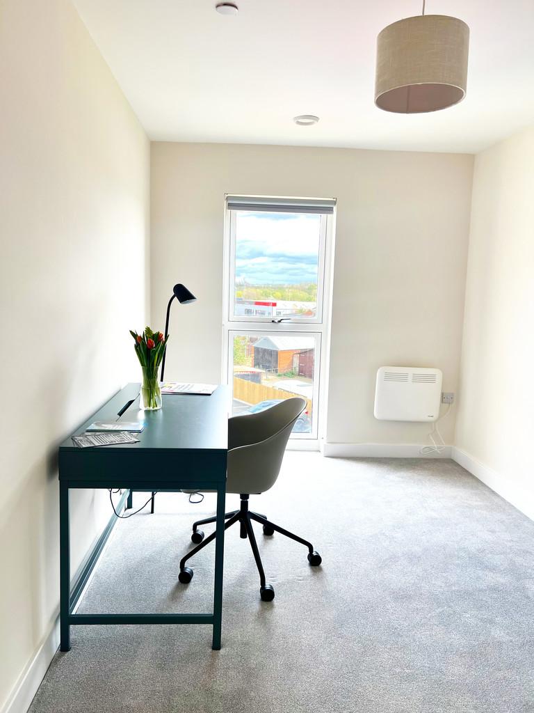Bedroom 2 office