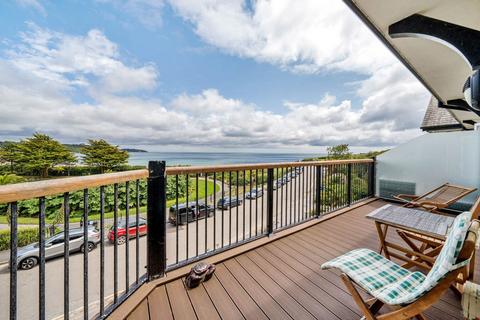 7 bedroom penthouse for sale, Queen Mary Road, Falmouth - Overlooking Gyllyngvase Beach