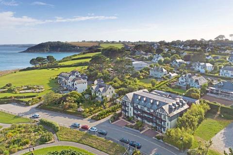 7 bedroom penthouse for sale, Queen Mary Road, Falmouth - Overlooking Gyllyngvase Beach