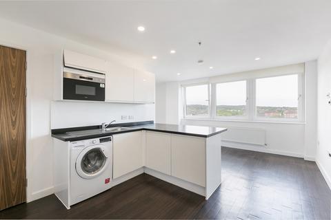1 bedroom apartment to rent, Trafford House, Cherrydown East, Basildon, Flat