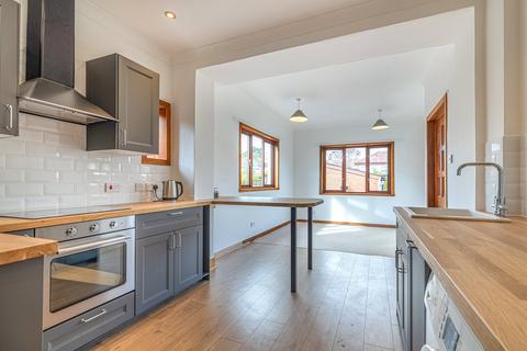 36 Braeside Avenue, Milngavie, Glasgow, G62 6LJ