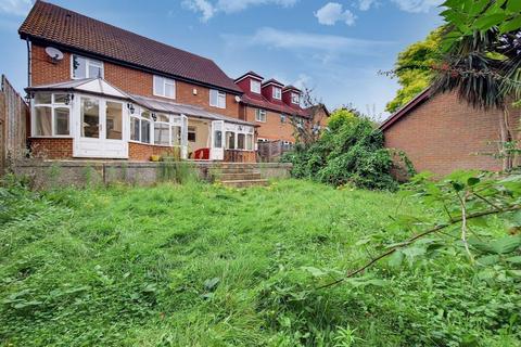 23 Crosier Close, London, SE3 8NT