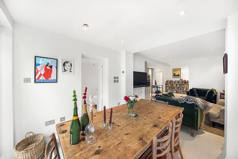 2 bedroom flat for sale, St. Lukes Road, London