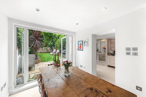 2 bedroom flat for sale, St. Lukes Road, Notting Hill, London