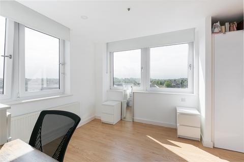 2 bedroom apartment to rent, Trafford House, Cherrydown East, Basildon, SS16 5GW