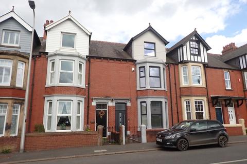 4 bedroom terraced house to rent, Upperby Road, Carlisle