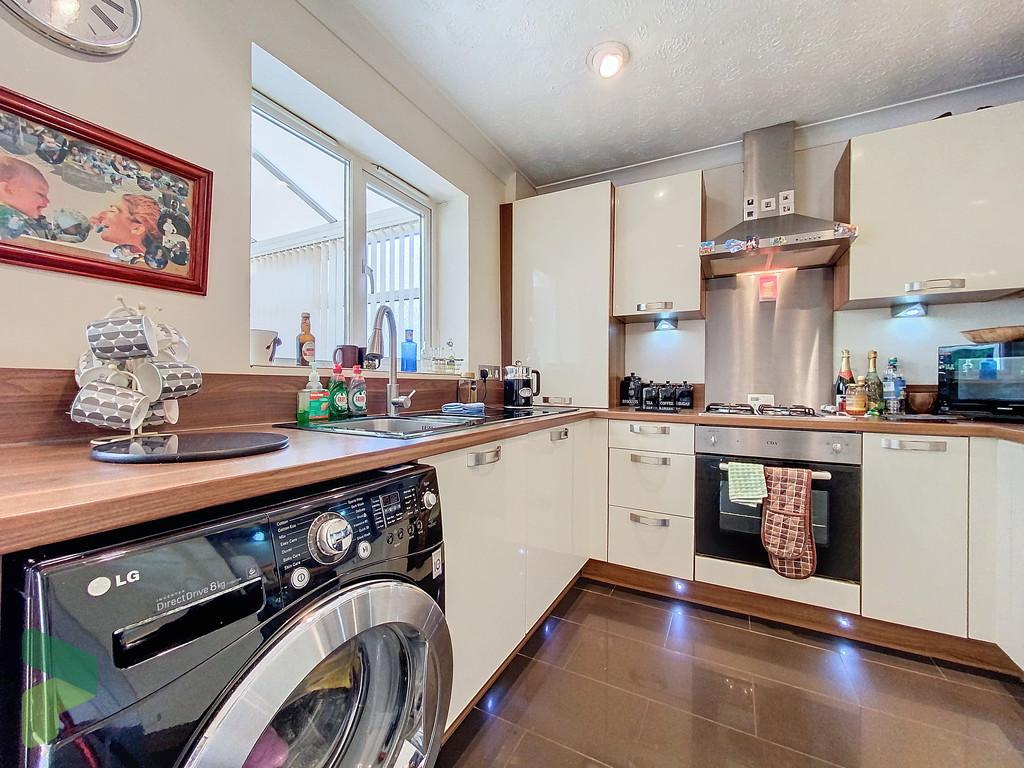Fitted Dining Kitchen