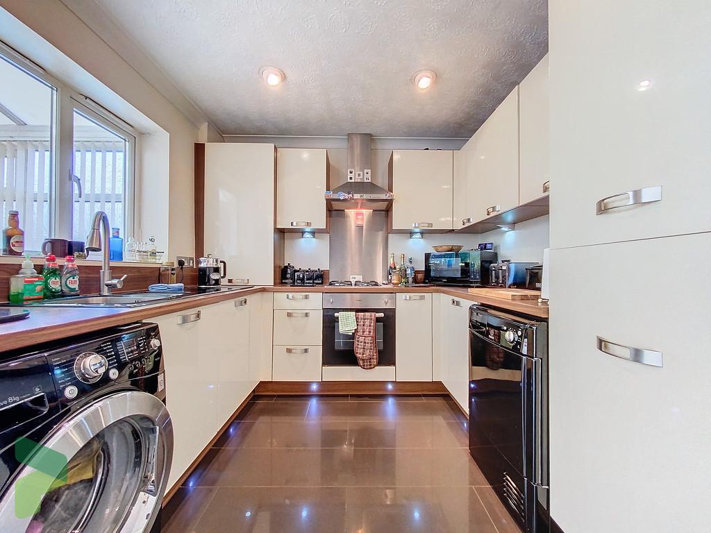 Fitted Dining Kitchen