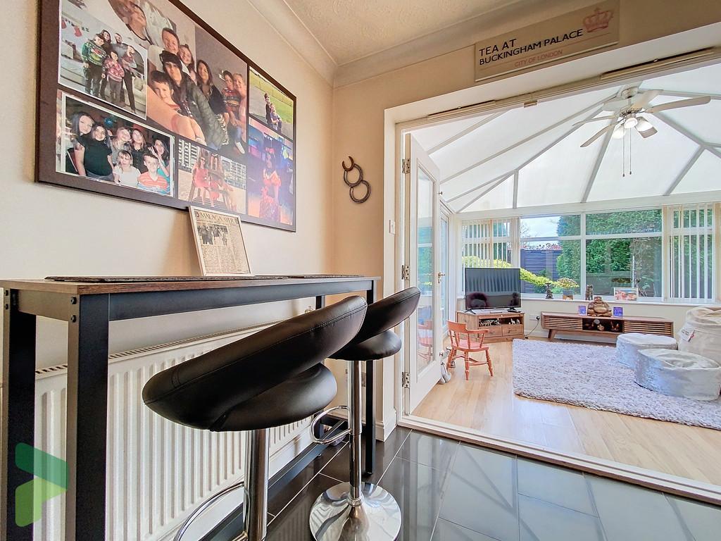 Breakfast Bar through to Conservatory