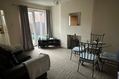 4 bedroom terraced house for sale, Dalefield Road, Normanton