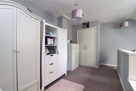 58 Alterton Close, Woking, GU21 3DD