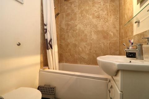 58 Alterton Close, Woking, GU21 3DD
