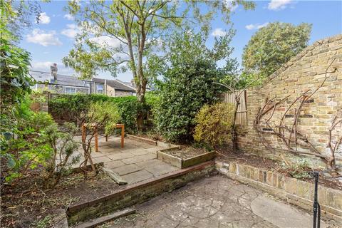 4 bedroom terraced house for sale, Dalyell Road, London, SW9