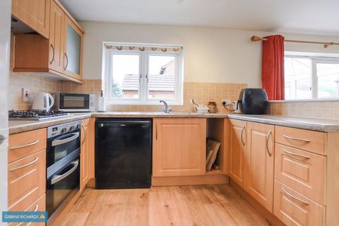 3 bedroom detached house for sale, OAKE