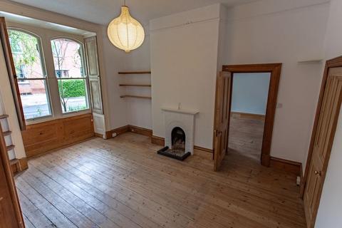 1 bedroom ground floor flat for sale, The Hill, Langport