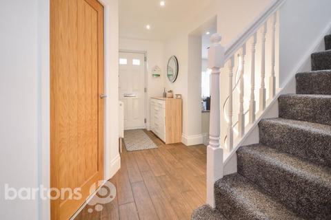 5 Hadleigh Close, Rawmarsh, Rotherham, S62 6FD