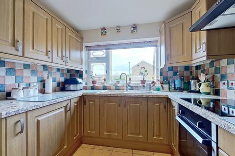 3 bedroom semi-detached house for sale, Hillman, Lakeside, Tamworth B77