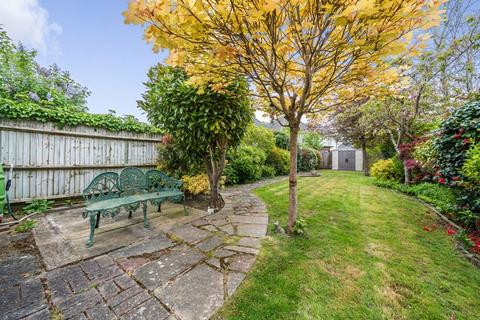 126 Avery Hill Road, London, SE9 2EY