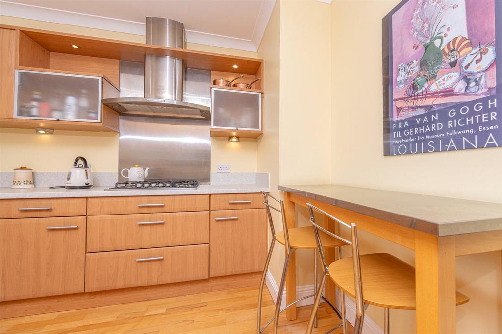 Kitchen Alt