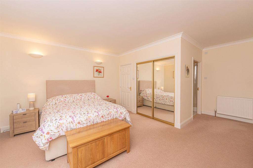 Bedroom 1 Alt