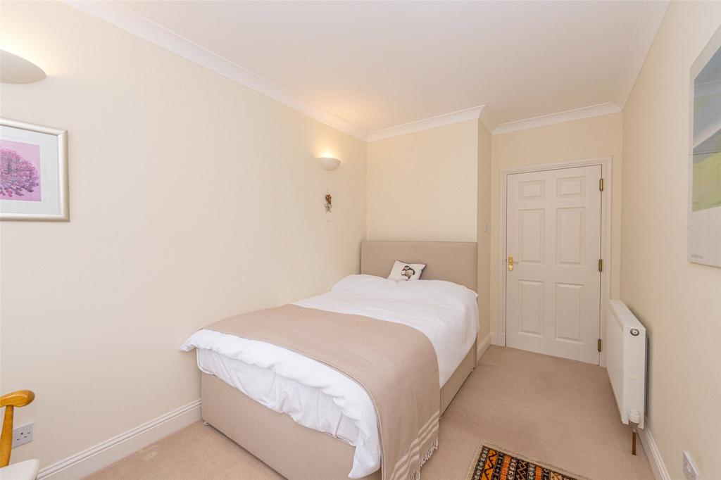Bedoom 2 Alt