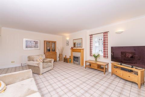 Flat 5, 5 Cargilfield View, Edinburgh, EH4 6SY