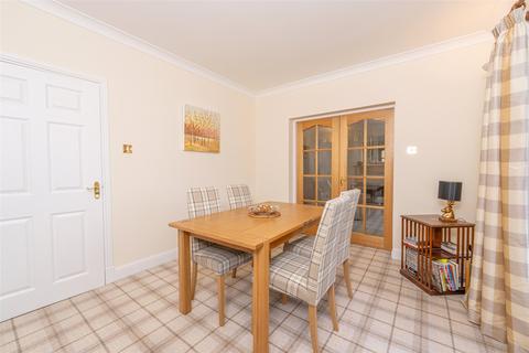 Flat 5, 5 Cargilfield View, Edinburgh, EH4 6SY