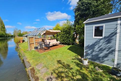 17 Bodmin Rise, Walsall, WS5 3HY