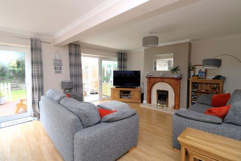 17 Bodmin Rise, Walsall, WS5 3HY