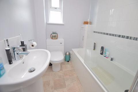 8 Manor Close, Bardney, Lincoln, LN3 5ST