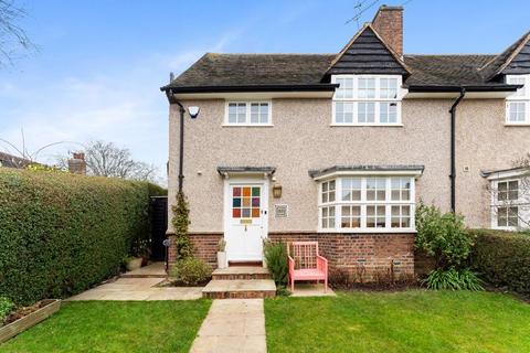 4 bedroom semi-detached house for sale, Hill Top, Hampstead Garden Suburb, NW11