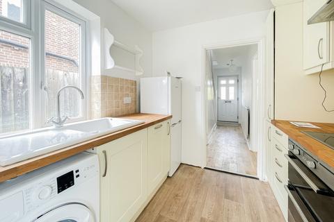 3 bedroom semi-detached house to rent, Davey Crescent, Cambridge CB22