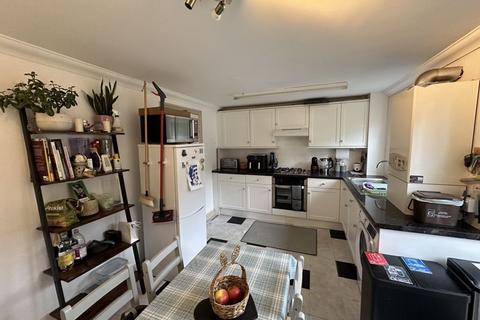 4 bedroom semi-detached house for sale, Bethesda, Gwynedd