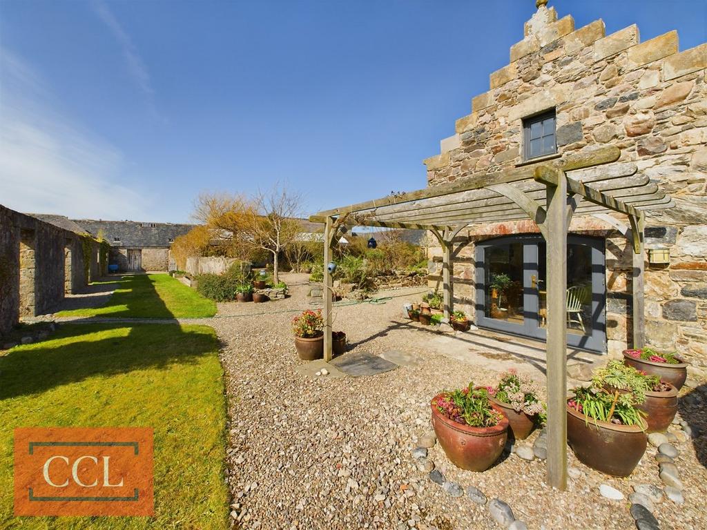 Deskford, Buckie, Moray, AB56 2 bed farm house for sale £395,000