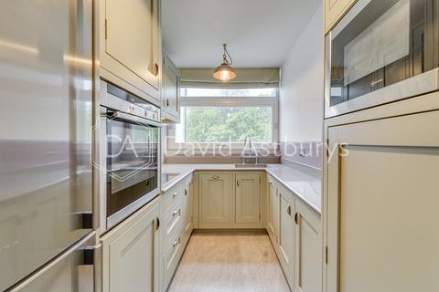 2 bedroom apartment to rent, Southwood Park, Highgate, London