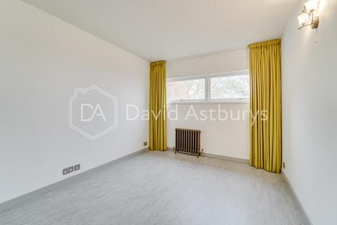 2 bedroom apartment to rent, Southwood Park, Highgate, London