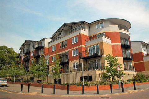2 bedroom flat to rent, Penn Place, Rickmansworth WD3