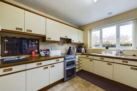 2 bedroom bungalow for sale, Tamarisk, Watery Lane, Mareham le Fen