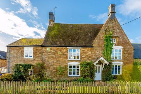 5 bedroom detached house for sale, Middleton Farmhouse, Middleton Cheney