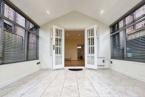 19 Abbeycroft Close, Astley, Manchester, M29 7TJ