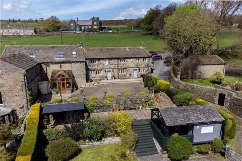 Keighley - 7 bedroom semi-detached house for sale